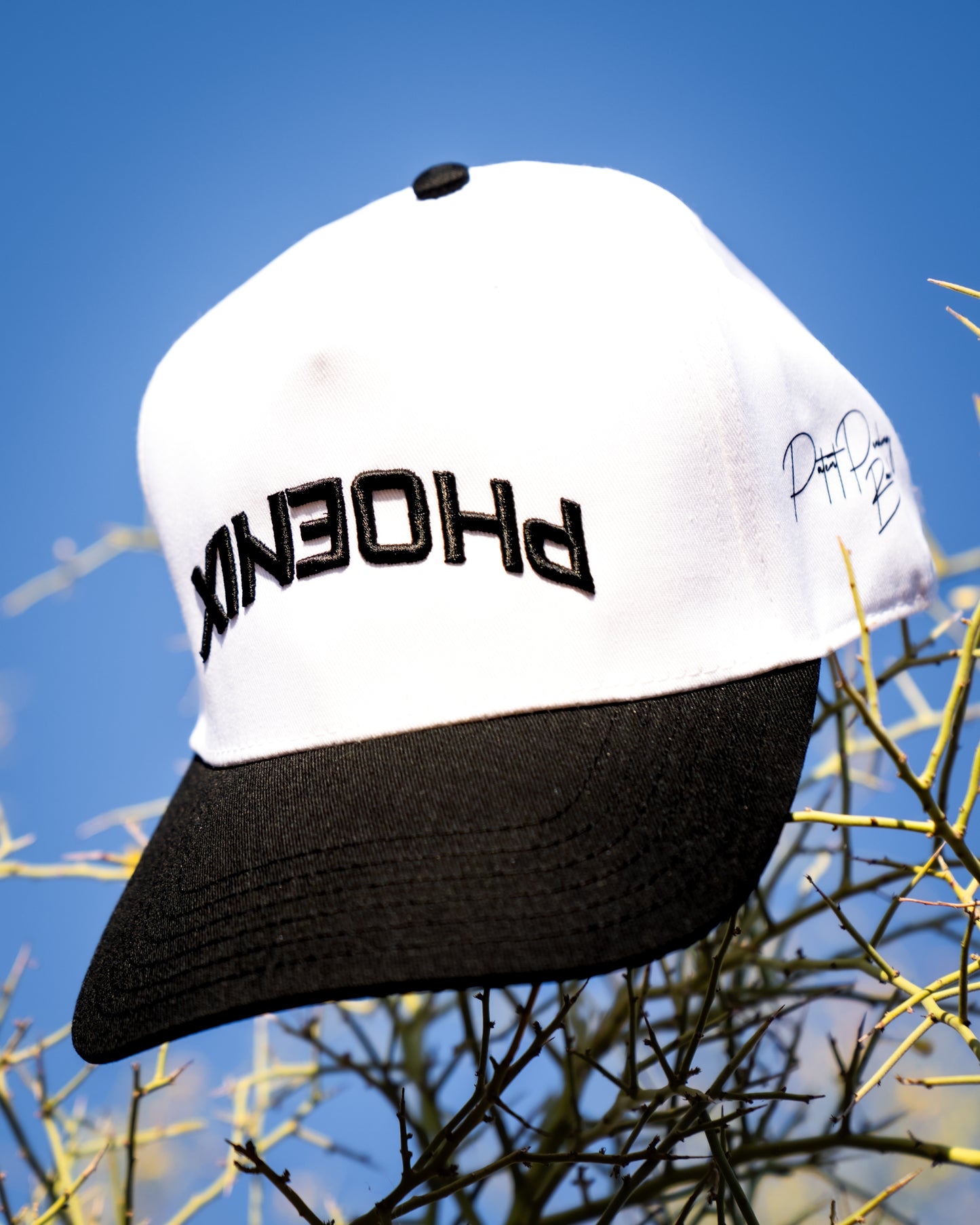 Phoenix | White