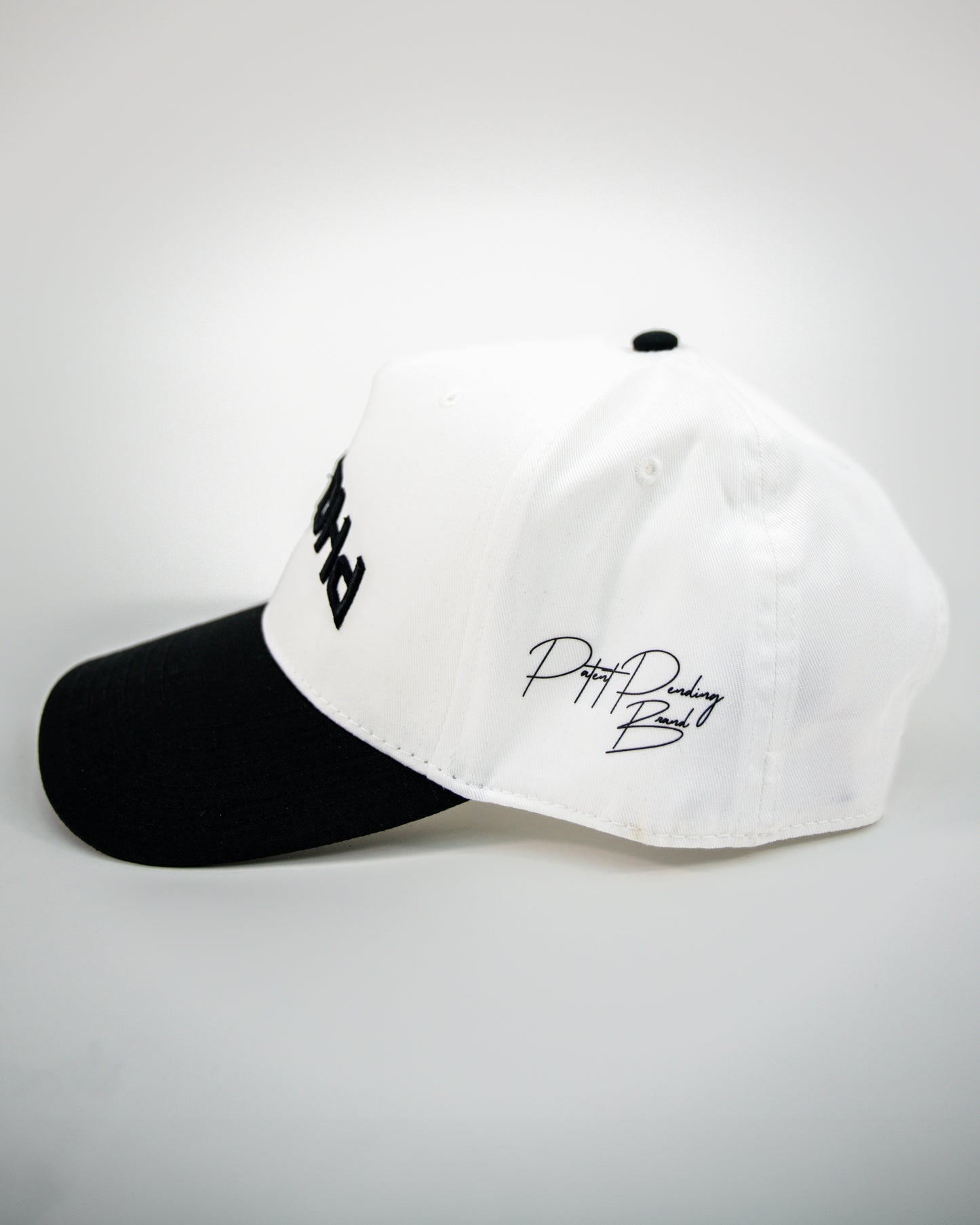 Phoenix | White